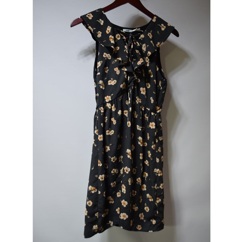 Kimchi Blue Floral Ruffle Tie Neck Dress Size 6 - Picture 1 of 4